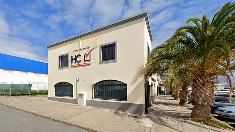 Fachada de la sede de HC Consultores en el Cruce de Arinaga, Gran Canaria